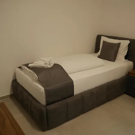 Aparthotel As *